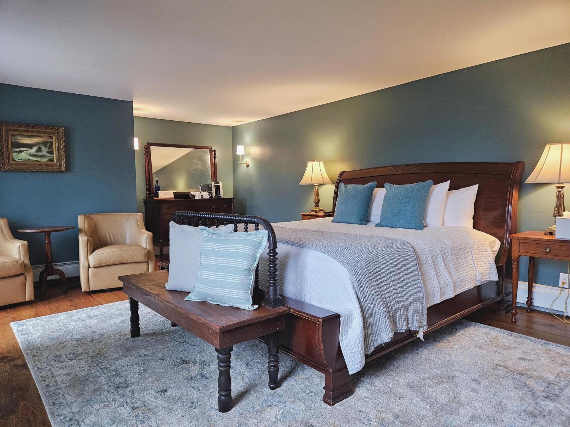The Manor On Golden Pond Bed & Breakfast Holderness Exterior photo