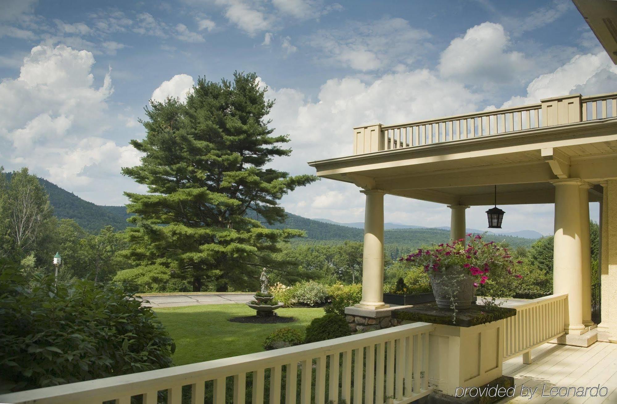 The Manor On Golden Pond Bed & Breakfast Holderness Exterior photo