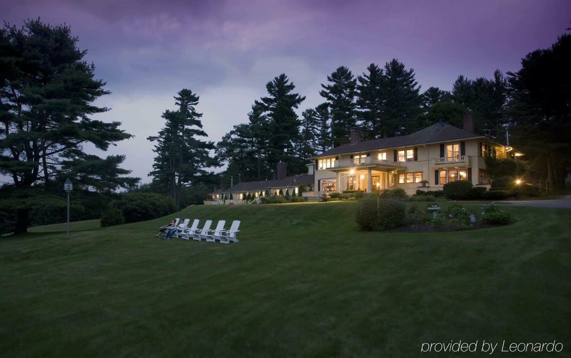 The Manor On Golden Pond Bed & Breakfast Holderness Exterior photo